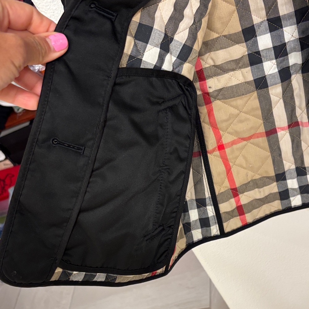 💝 🍀 Burberry ❤️🍀 Black Quilted Jacket - Picture 9 of 15
